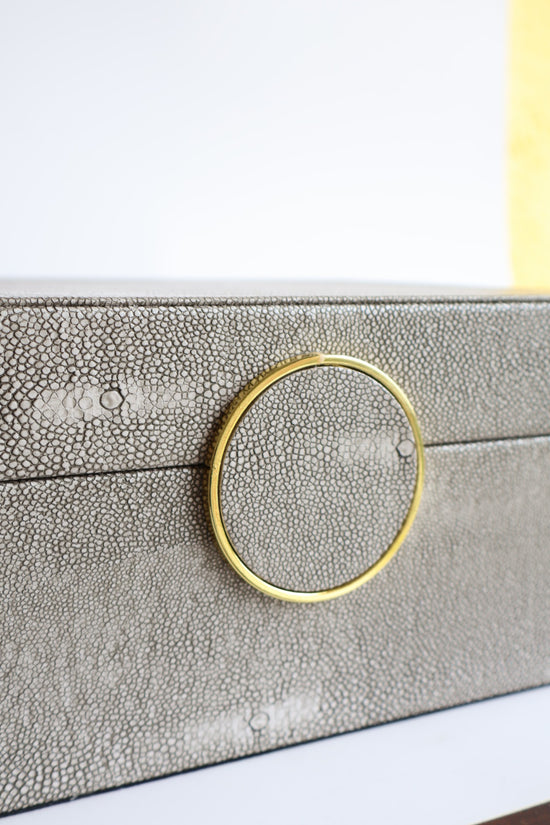 Caja gris Faux Leather cuadrada