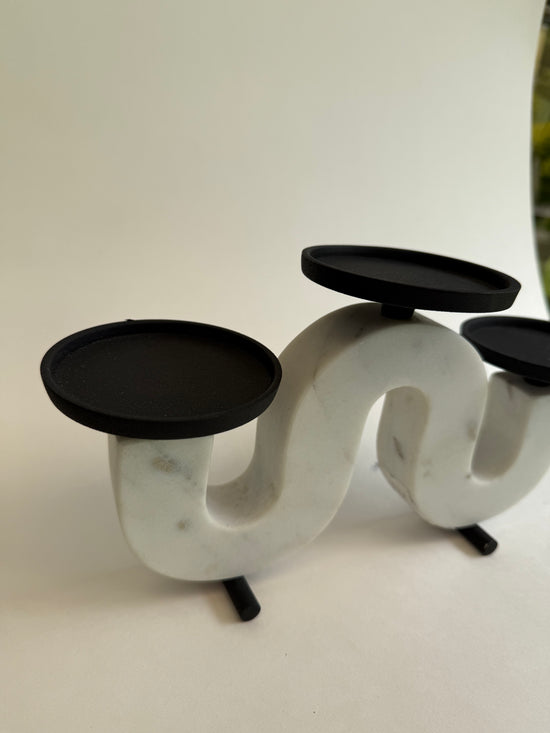 Candelero Wavy blanco con negro