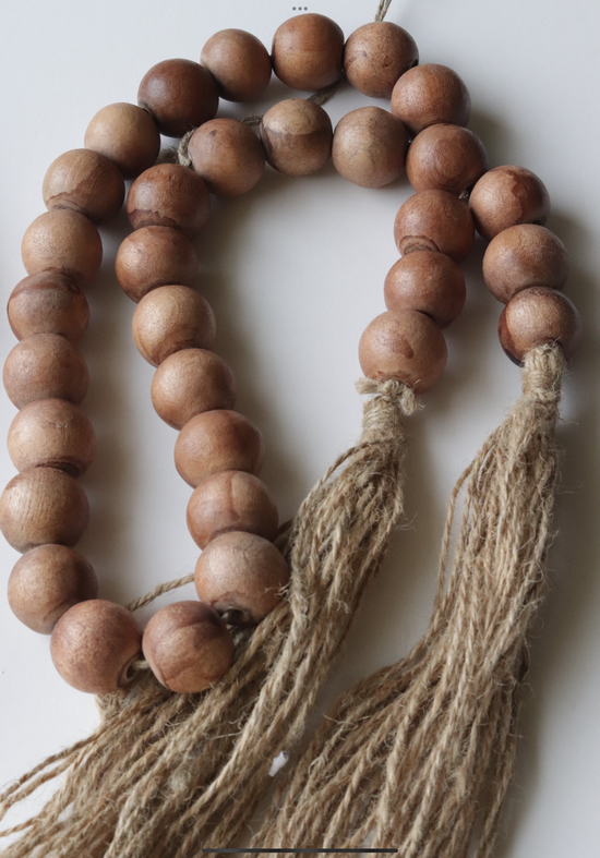Bead collar de madera