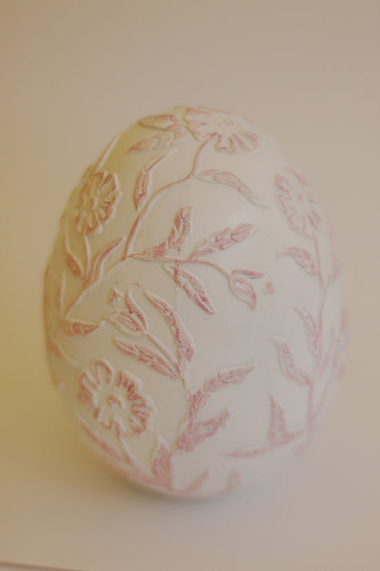 Baby flower easter egg
